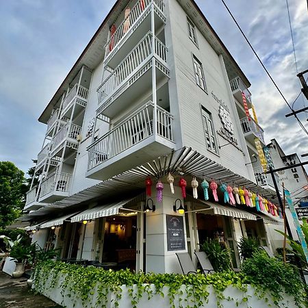 Wua Lai Boutique Hotel Chiang Mai Buitenkant foto