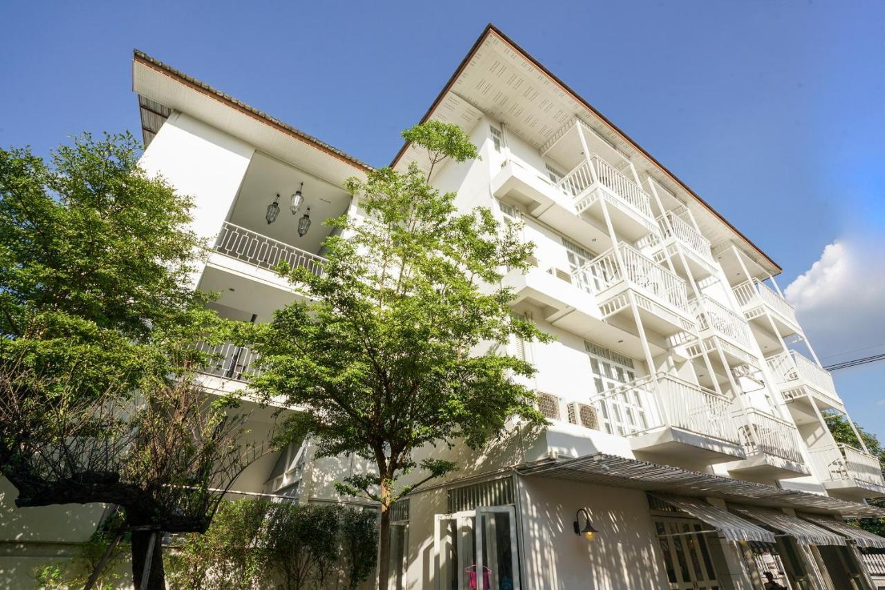 Wua Lai Boutique Hotel Chiang Mai Buitenkant foto