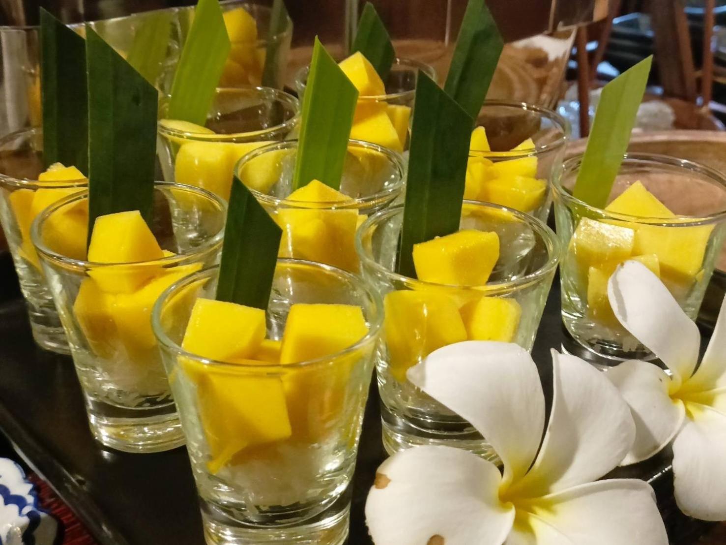 Wua Lai Boutique Hotel Chiang Mai Buitenkant foto