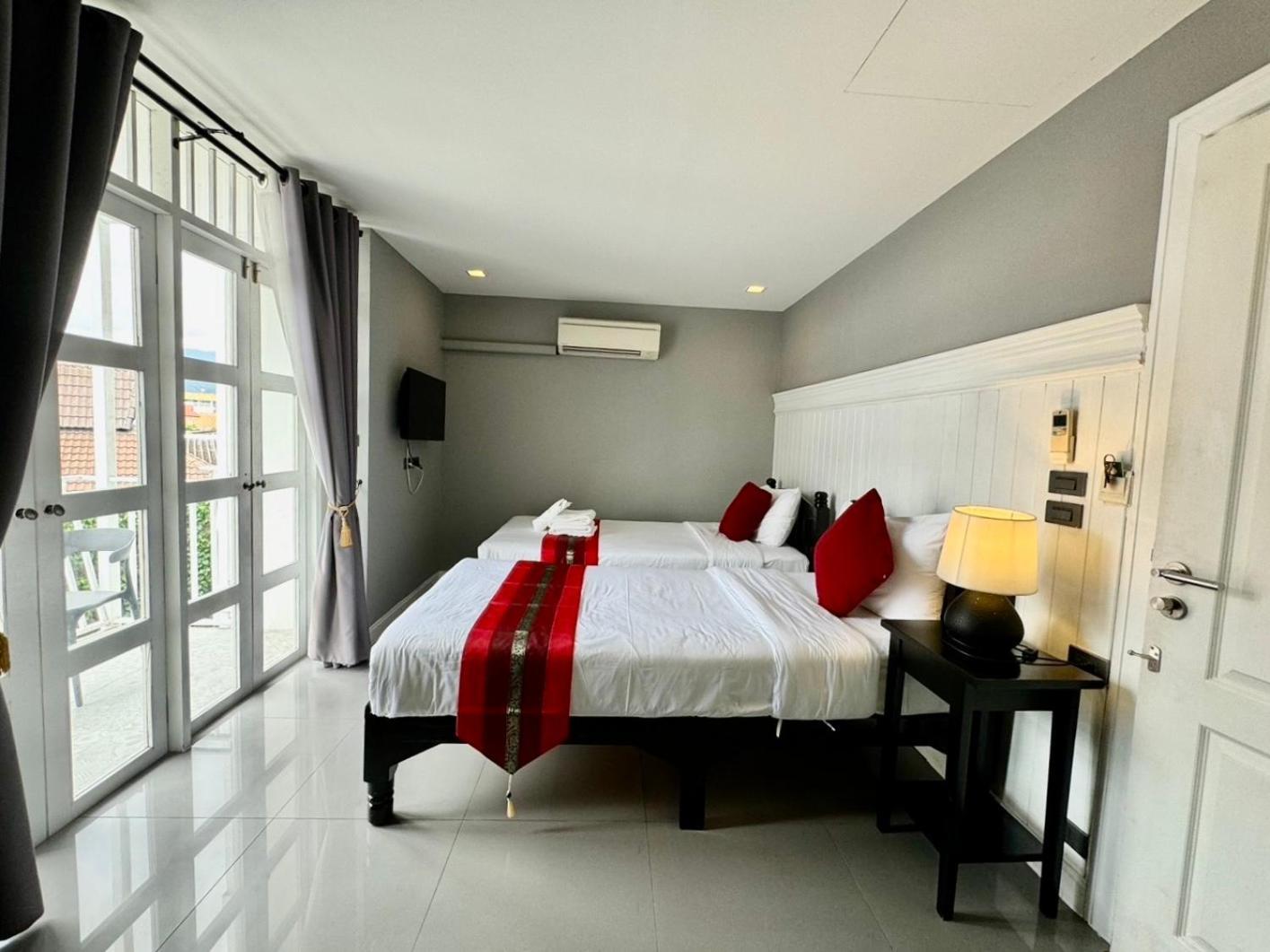 Wua Lai Boutique Hotel Chiang Mai Buitenkant foto